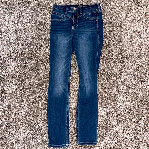Hollister Denim - Hollister Brand High Rise Crop Super Skinny Jeans Size 1R Great Condition